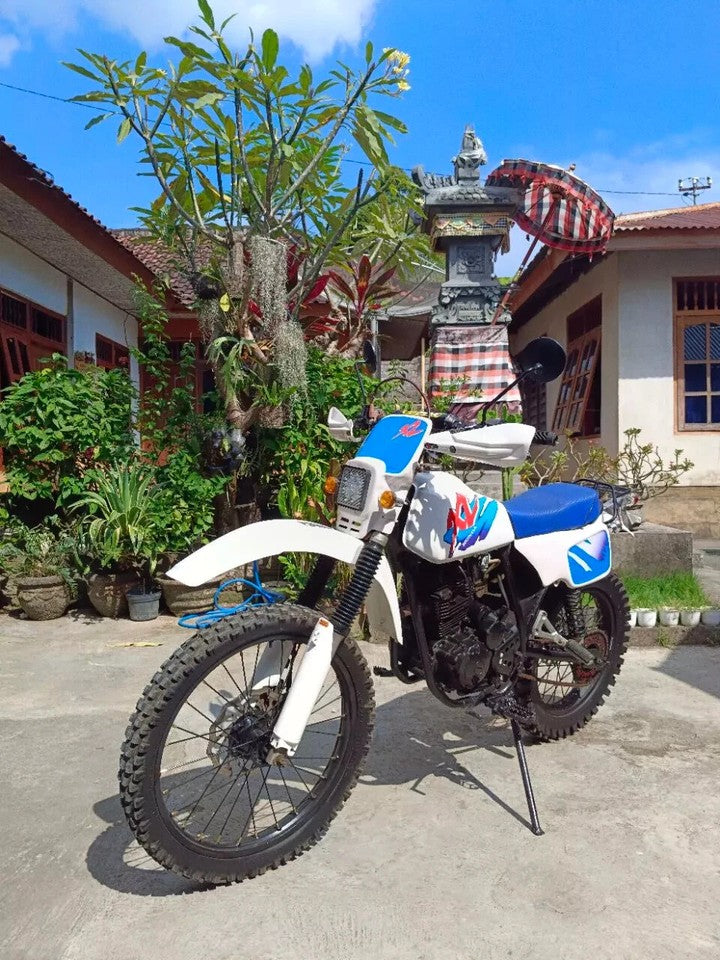 Sticker Decal XL 185S Brasil Version side cover tank (Free shipping) vintage_bike_store