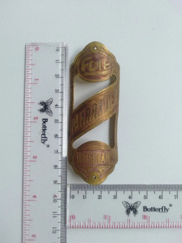 Handmade Pahrrader brass bicycle head badge dimension