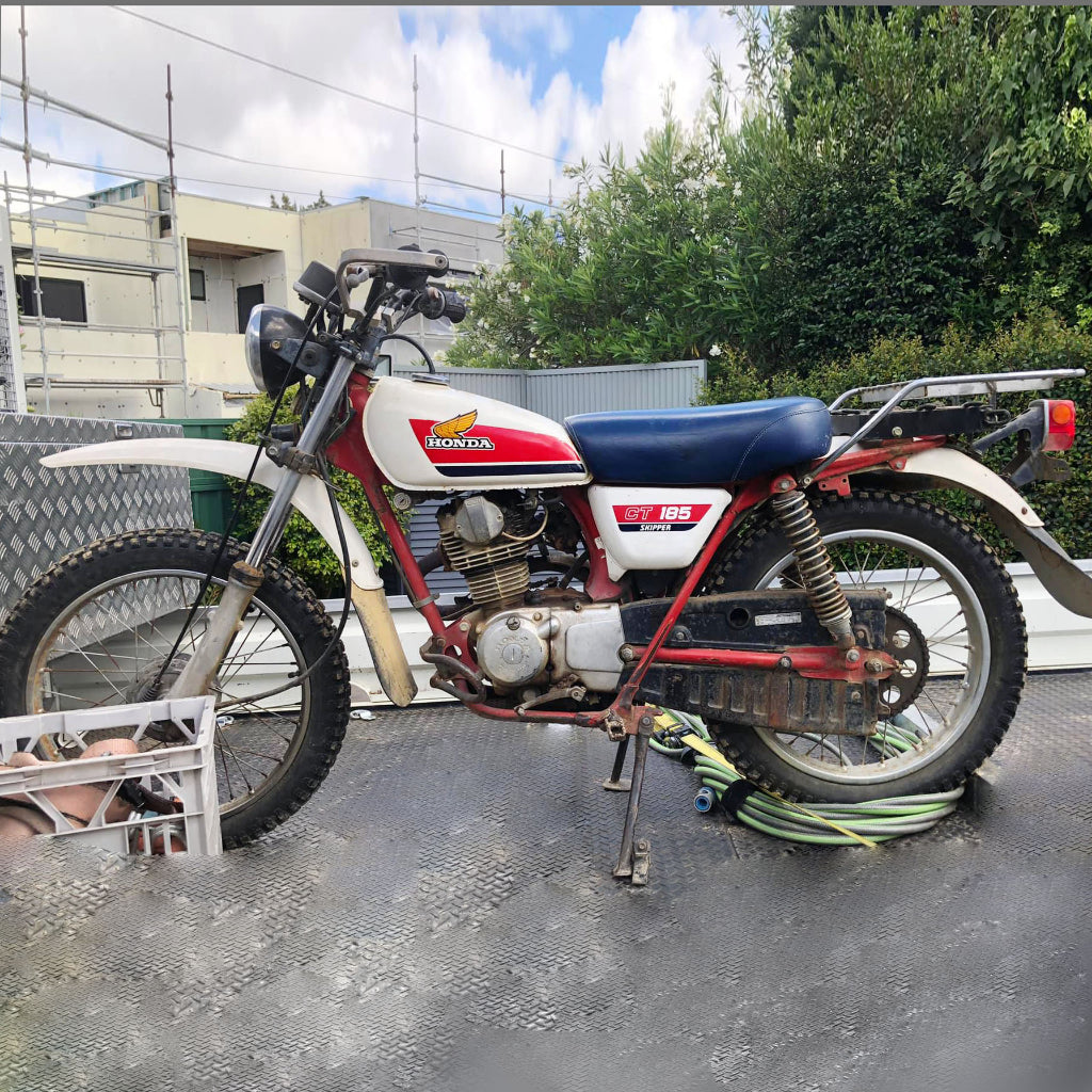 Sticker Decal CT125 skipper 1989 Blue Red strip side cover tank (Free shipping) vintage_bike_store