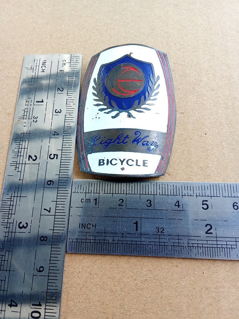 NOS RIGHT WAY Emblem Head Badge For Vintage Bicycle (Free shipping)https://admin.shopify.com/store/vintage-bike-store/products vintage_bike_store