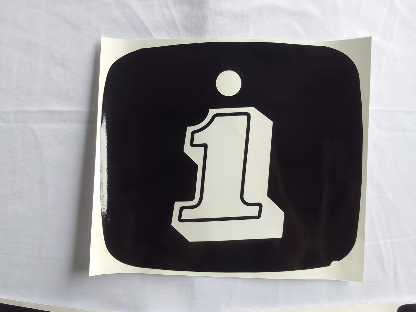 Yamaha YZ490 1984–1985 reproduction left side plate decal
